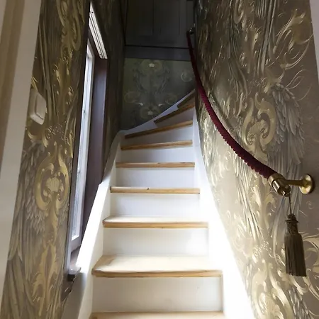 فيلة Schloss Seeburg *